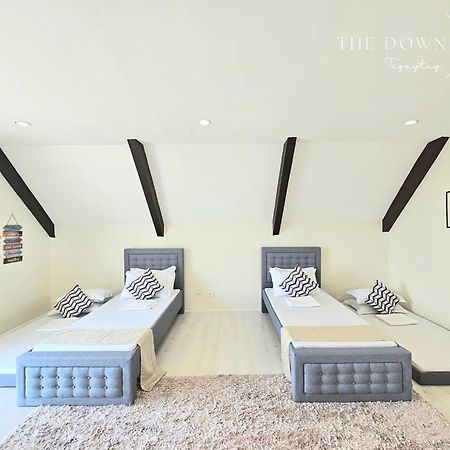The Downhilltagaytay Resort タガイタイ エクステリア 写真
