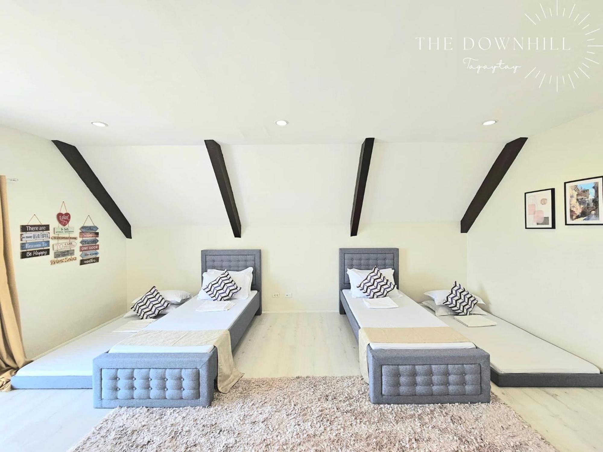 The Downhilltagaytay Resort タガイタイ エクステリア 写真