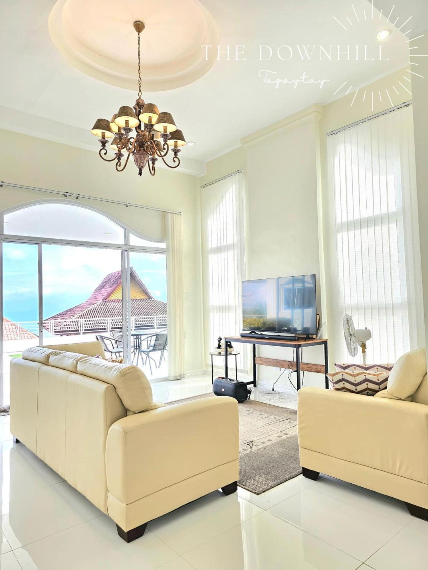 The Downhilltagaytay Resort タガイタイ エクステリア 写真